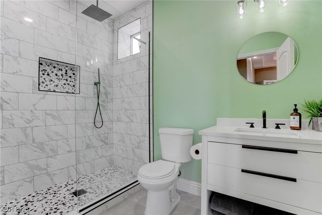 2850 Rosanna Street, Las Vegas, NV 89117