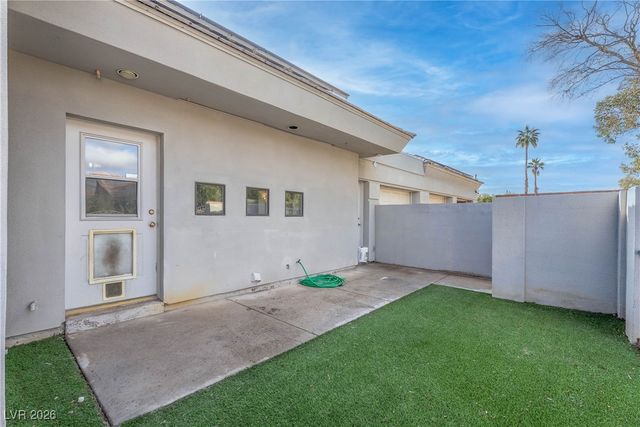 2850 Rosanna Street, Las Vegas, NV 89117