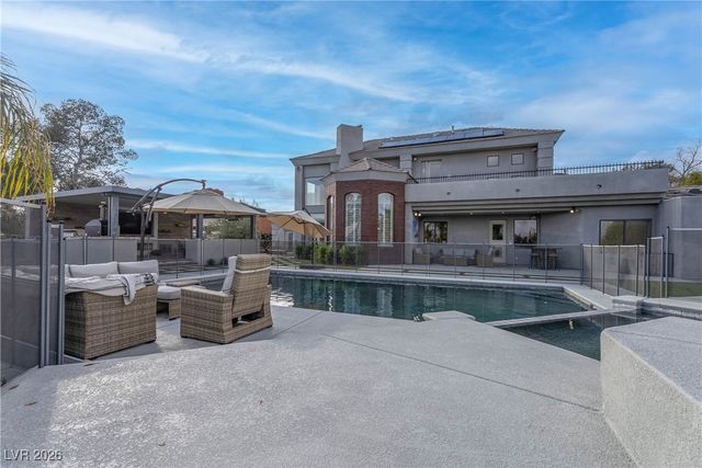 2850 Rosanna Street, Las Vegas, NV 89117