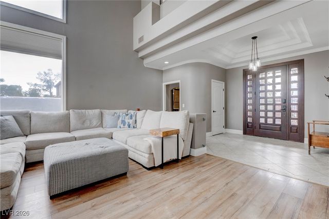 2850 Rosanna Street, Las Vegas, NV 89117