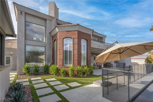 2850 Rosanna Street, Las Vegas, NV 89117