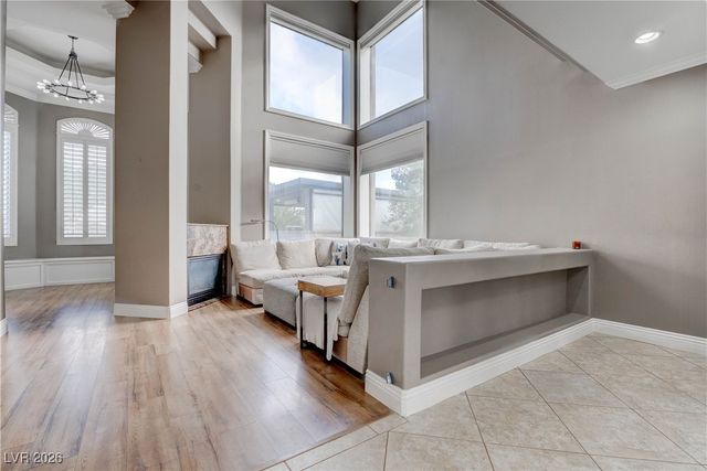 2850 Rosanna Street, Las Vegas, NV 89117