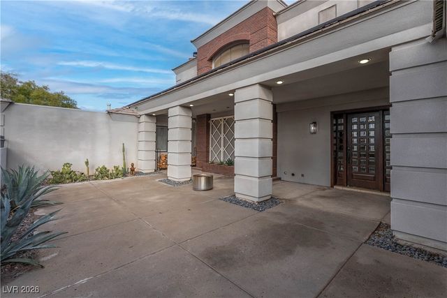 2850 Rosanna Street, Las Vegas, NV 89117