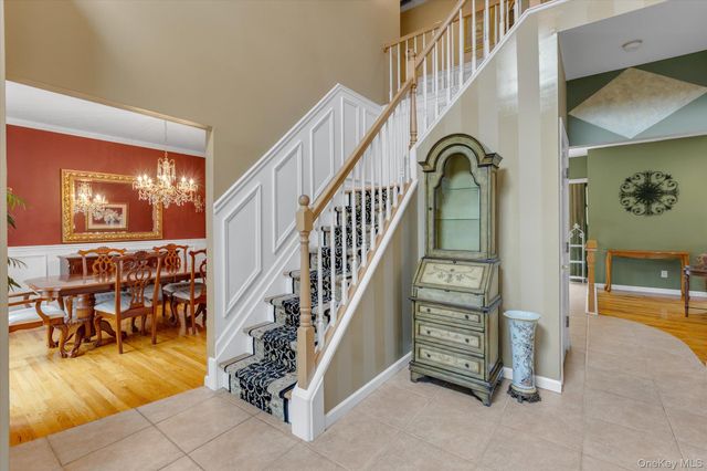 263 Old Commack Road, Kings Park, NY 11754