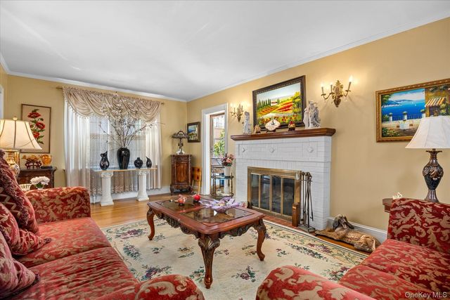 3221 168th Street, Flushing, NY 11358