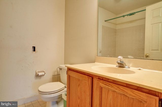 2607 LYNBROOKE DR, Yardley, PA 19067