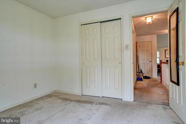 2607 LYNBROOKE DR, Yardley, PA 19067