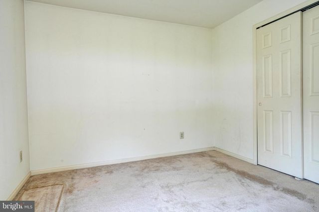 2607 LYNBROOKE DR, Yardley, PA 19067