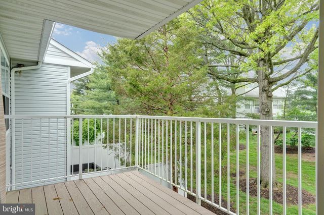 2607 LYNBROOKE DR, Yardley, PA 19067