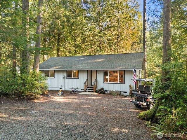 664 E Portage Road, Shelton, WA 98584