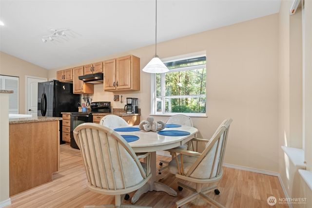 664 E Portage Road, Shelton, WA 98584