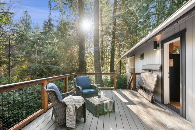 664 E Portage Road, Shelton, WA 98584