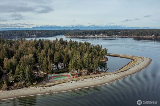 664 E Portage Road, Shelton, WA 98584