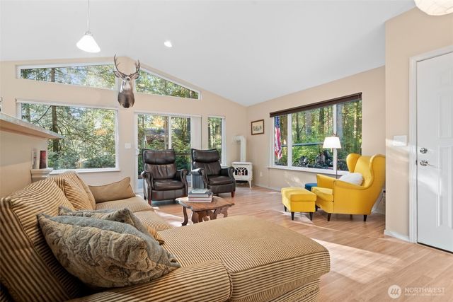 664 E Portage Road, Shelton, WA 98584