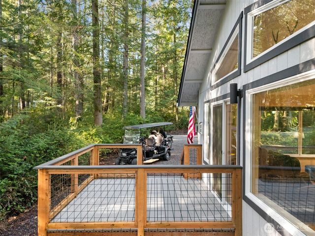 664 E Portage Road, Shelton, WA 98584