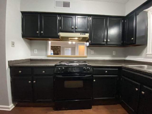 1429 LEAFHAVEN CV, Memphis, TN 38016