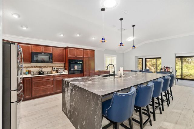 3806 VIEW PATH, The Villages, FL 32163