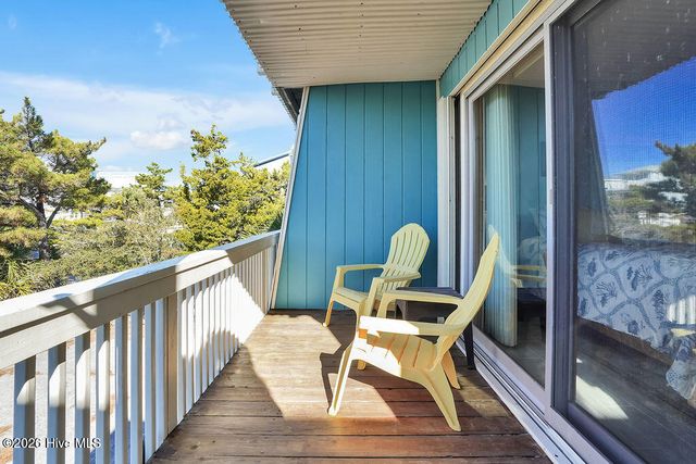 615 S Lumina Avenue Unit 2, Wrightsville Beach, NC 28480