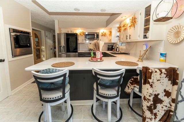 6700 Blue Spruce Drive, Newburgh, IN 47630