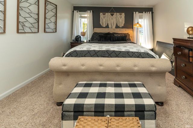 6700 Blue Spruce Drive, Newburgh, IN 47630