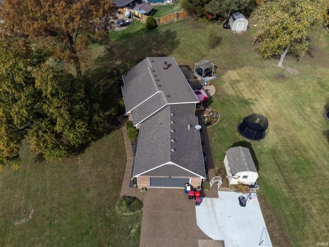 6700 Blue Spruce Drive, Newburgh, IN 47630