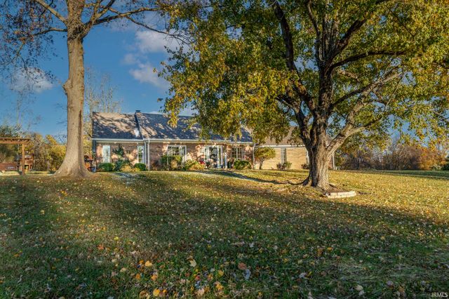 6700 Blue Spruce Drive, Newburgh, IN 47630