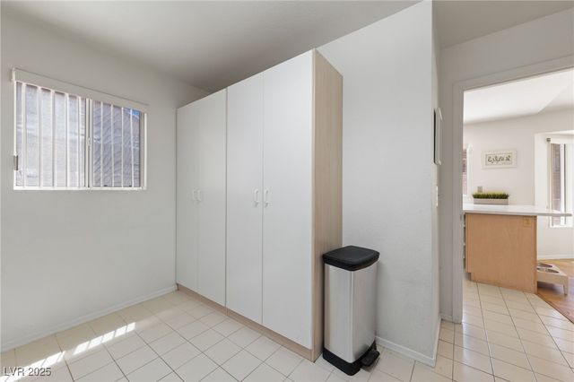 2925 Lotus Hill Drive, Las Vegas, NV 89134