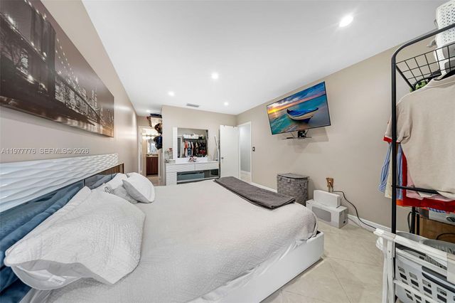 22105 SW 103rd Ave, Cutler Bay, FL 33190