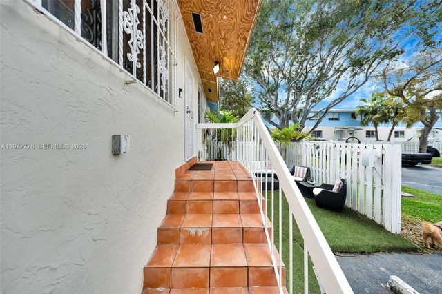 22105 SW 103rd Ave, Cutler Bay, FL 33190