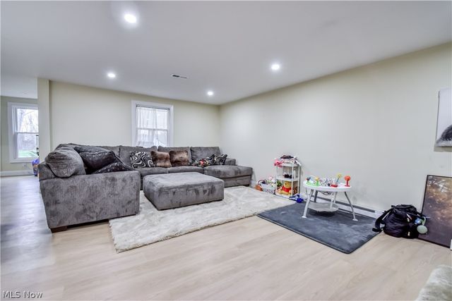 34918 Chestnut Ridge Road, North Ridgeville, OH 44039