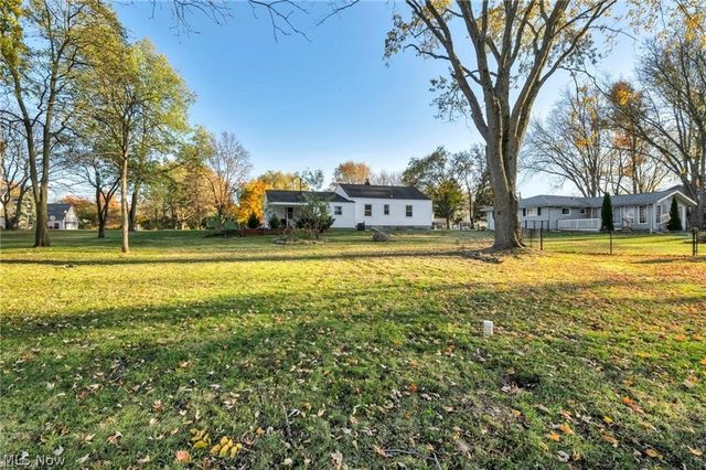 34918 Chestnut Ridge Road, North Ridgeville, OH 44039