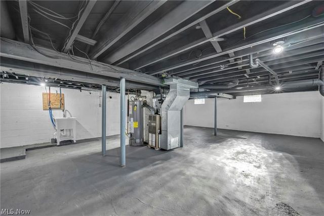 34918 Chestnut Ridge Road, North Ridgeville, OH 44039