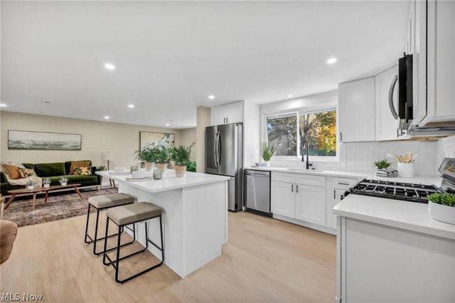 34918 Chestnut Ridge Road, North Ridgeville, OH 44039