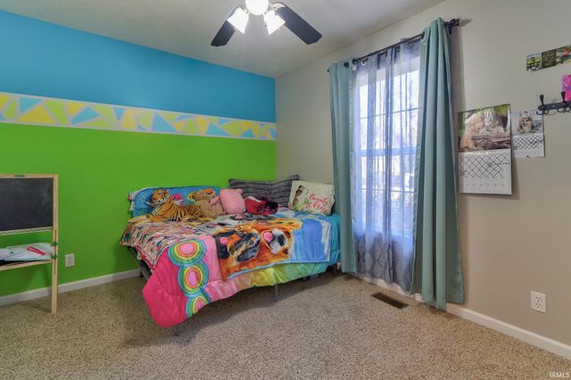 11423 Saker Drive, Evansville, IN 47725