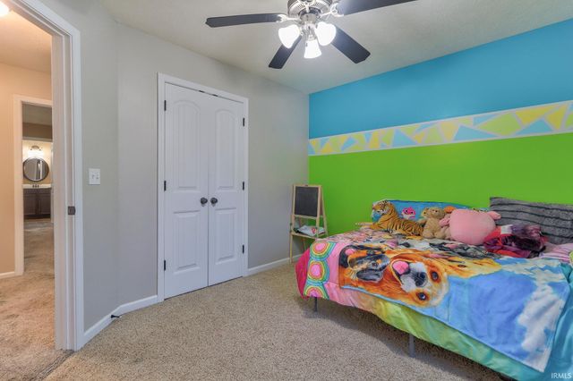 11423 Saker Drive, Evansville, IN 47725