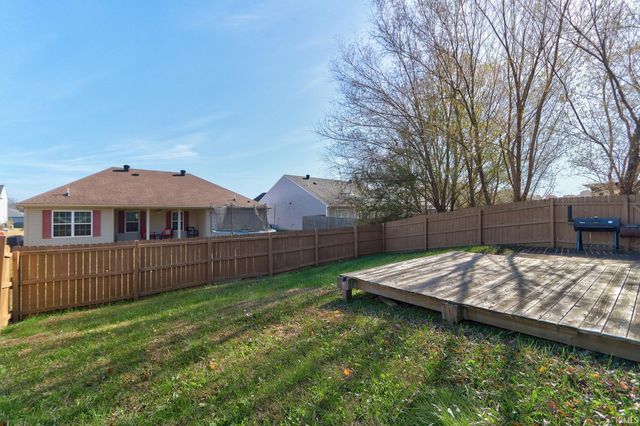 11423 Saker Drive, Evansville, IN 47725