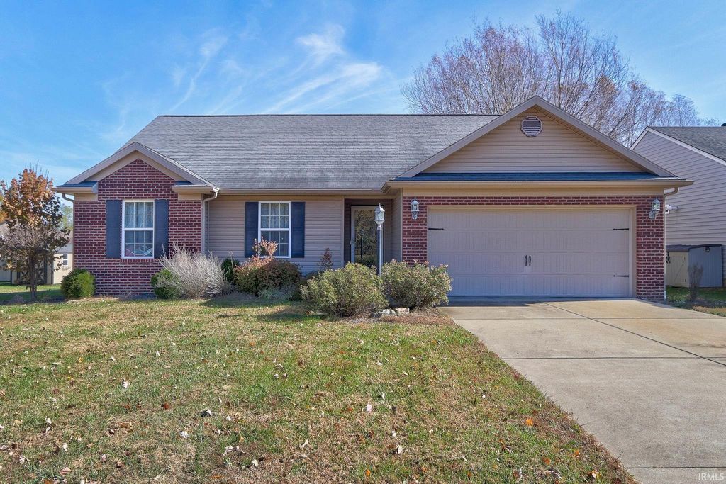 11423 Saker Drive, Evansville, IN 47725