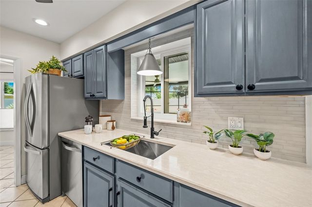 6727 ANCHOR WAY, Sarasota, FL 34231