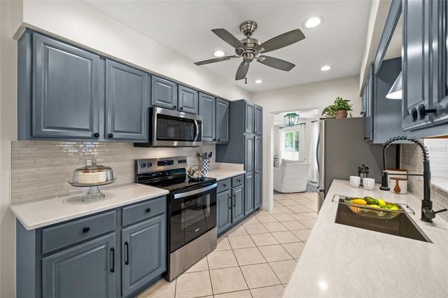 6727 ANCHOR WAY, Sarasota, FL 34231
