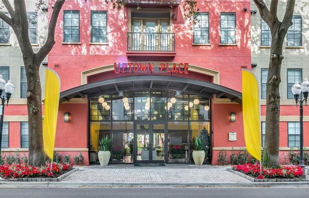 Image 2 of property listing at 911 N ORANGE AVENUE 532, Orlando, FL 32801