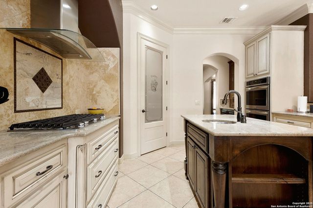 633 Riverforest, New Braunfels, TX 78132