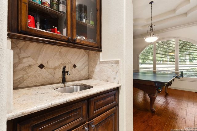 633 Riverforest, New Braunfels, TX 78132