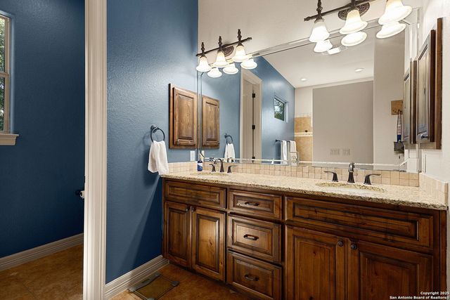 633 Riverforest, New Braunfels, TX 78132