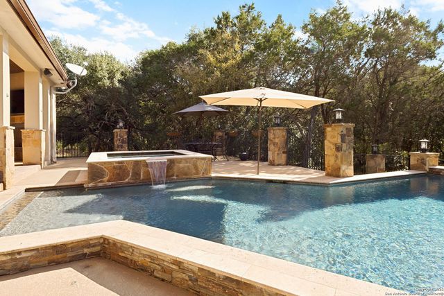 633 Riverforest, New Braunfels, TX 78132