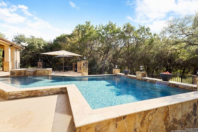 633 Riverforest, New Braunfels, TX 78132