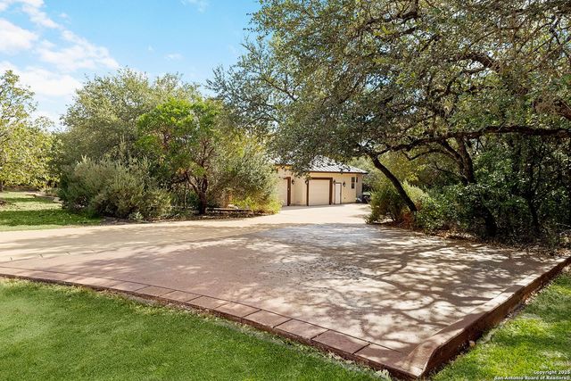 633 Riverforest, New Braunfels, TX 78132