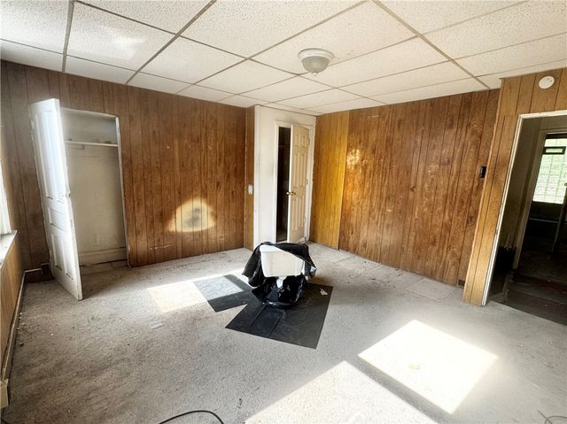 614 Evans Ave, Mckeesport, PA 15132