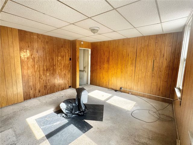 614 Evans Ave, Mckeesport, PA 15132