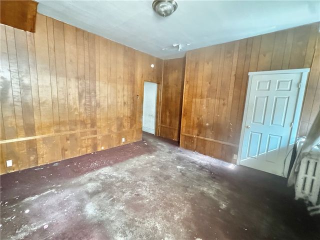 614 Evans Ave, Mckeesport, PA 15132