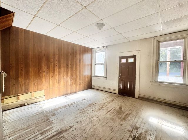 614 Evans Ave, Mckeesport, PA 15132